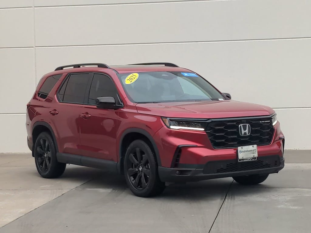 Certified 2025 Honda Pilot Black Edition SUV