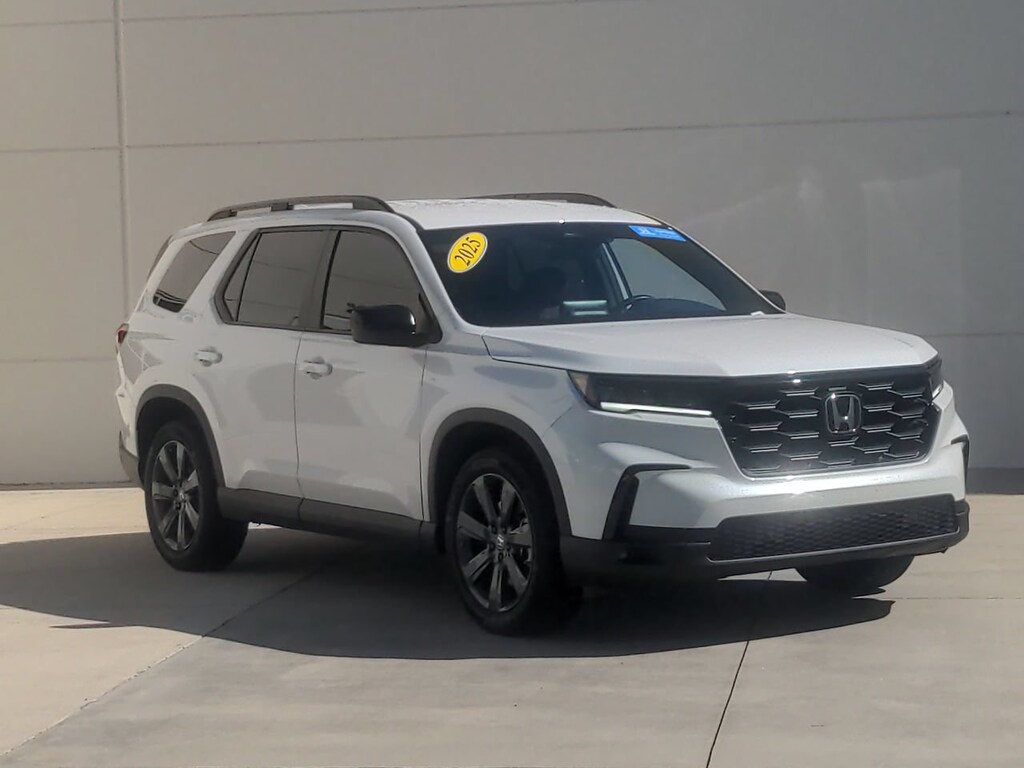 Certified 2025 Honda Pilot Sport SUV