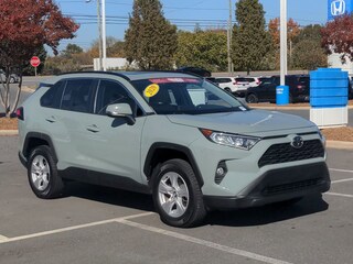 2020 Toyota RAV4 XLE SUV
