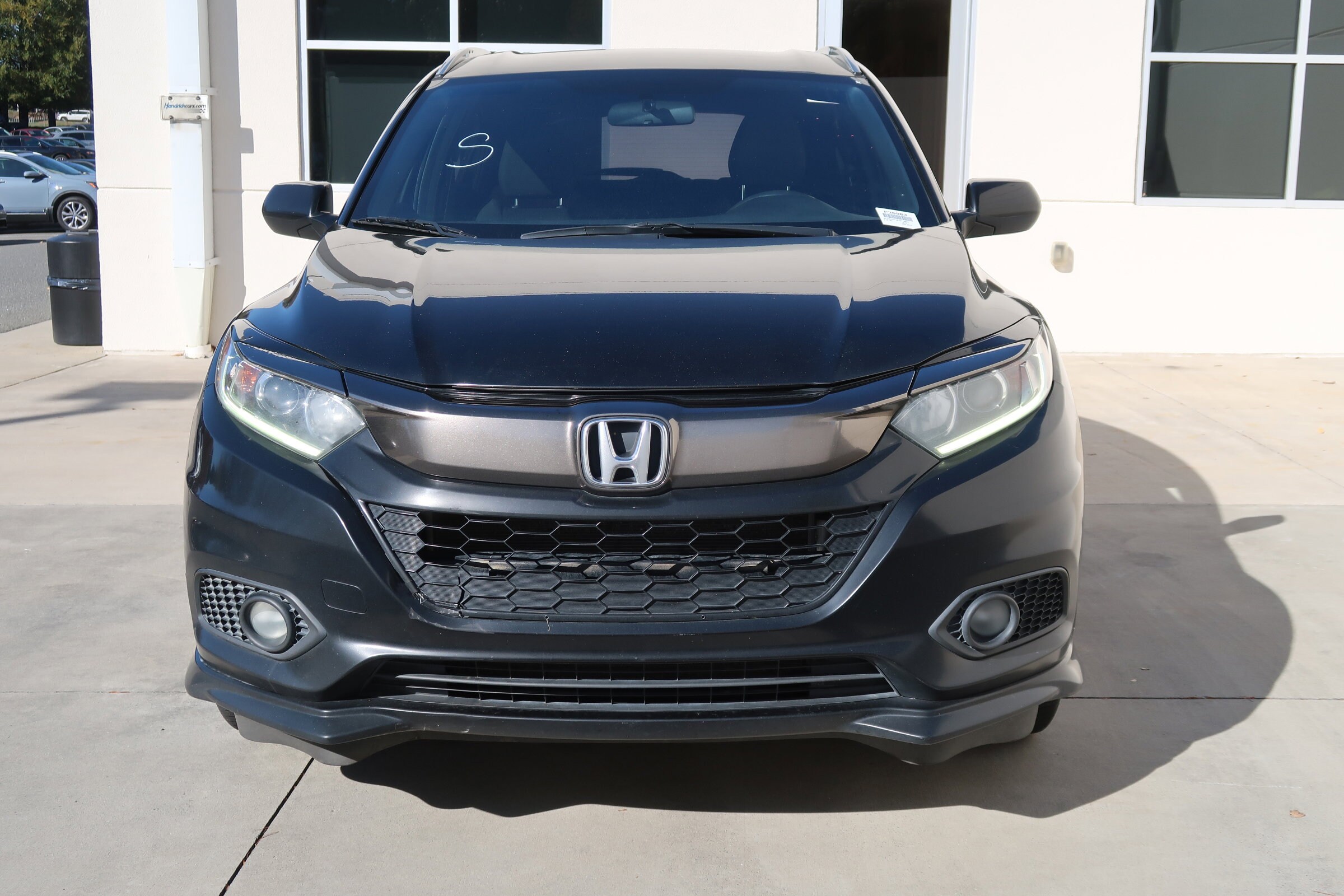 2020 Honda HR-V Sport photo 2
