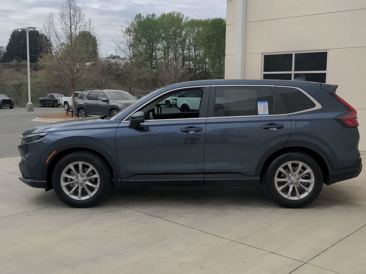 2024 Honda CR-V EX photo 6