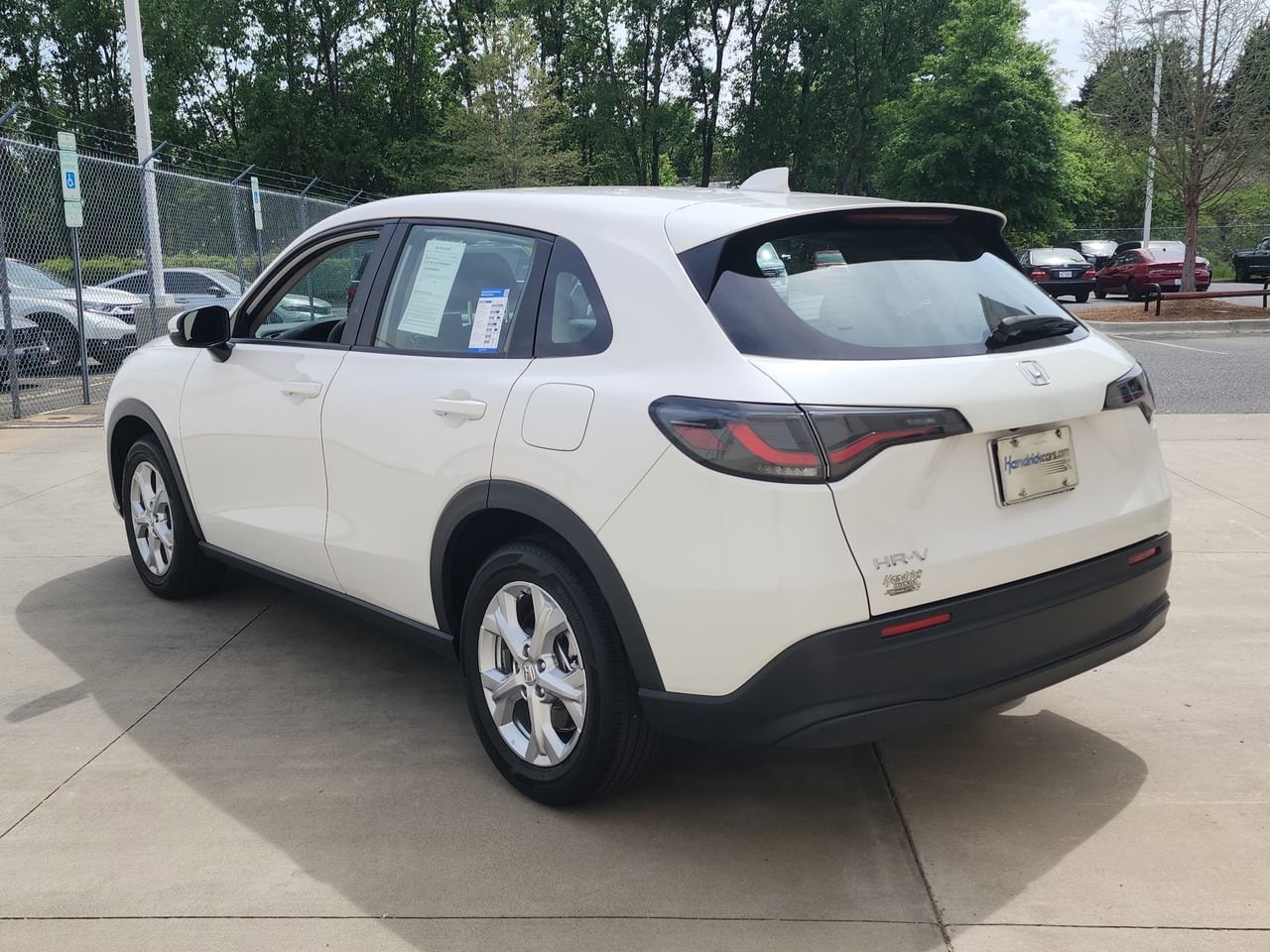 2024 Honda HR-V LX photo 3