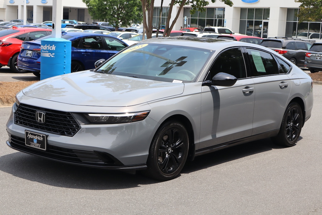 Used 2025 Honda Accord SE Sedan