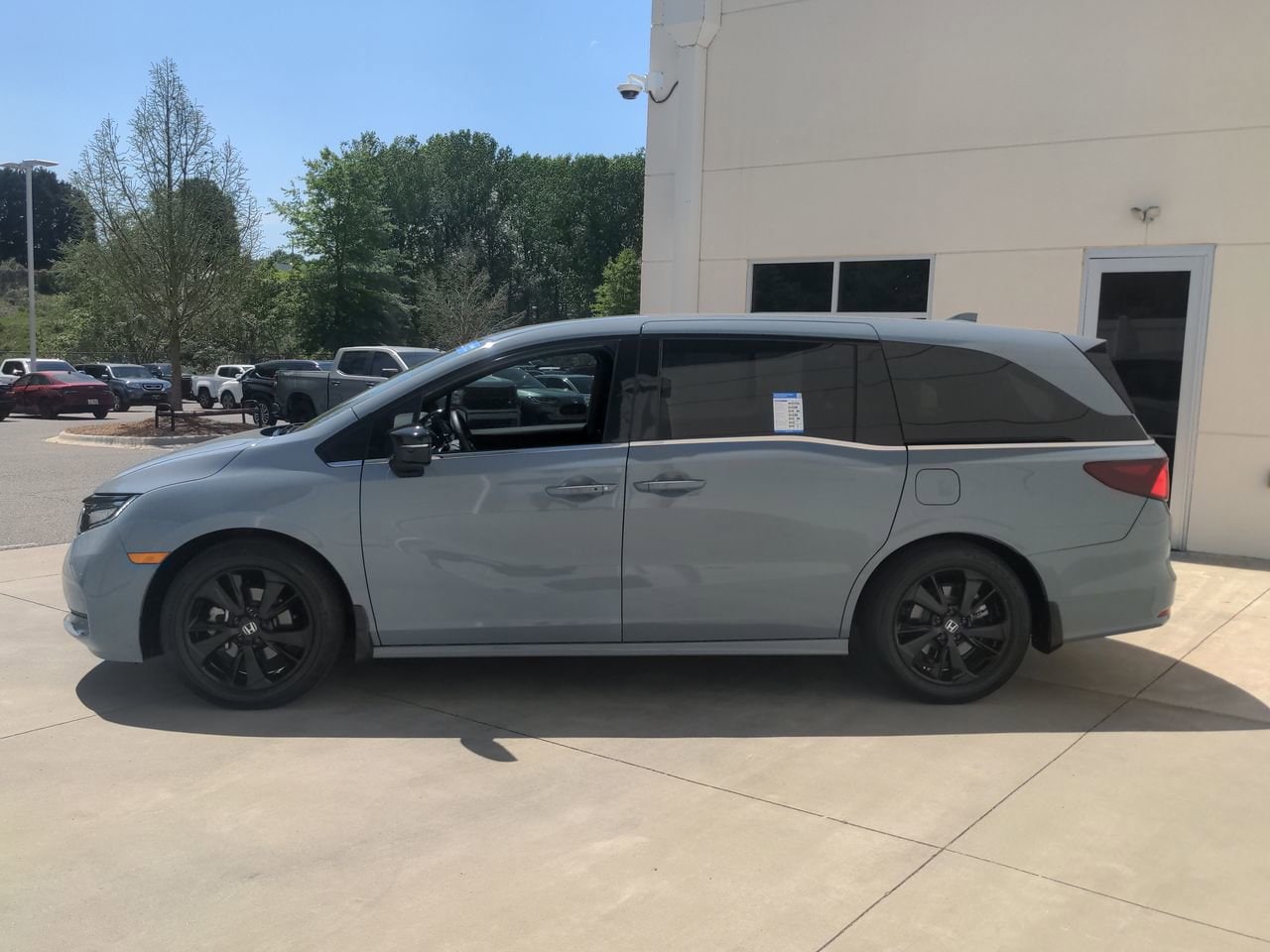 2023 Honda Odyssey Sport photo 6