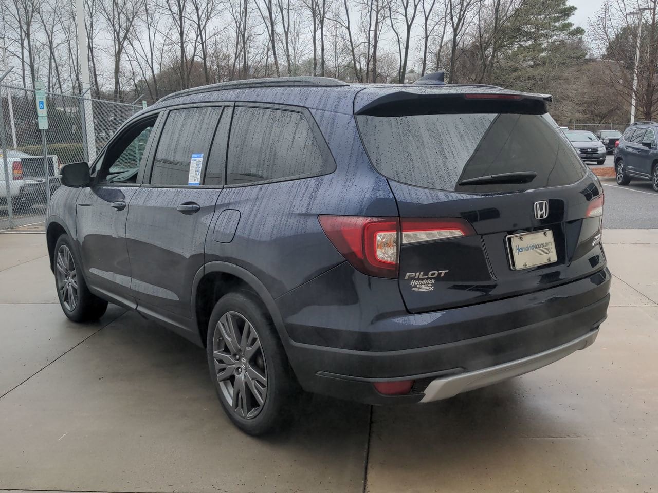 2022 Honda Pilot Sport photo 3