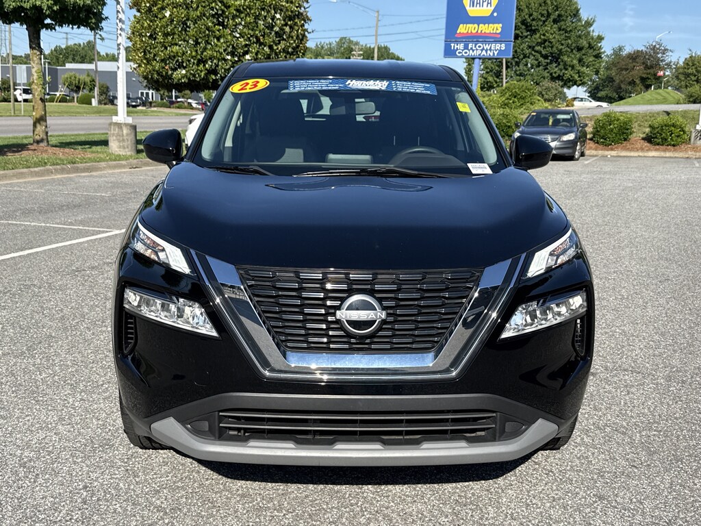 Used 2023 Nissan Rogue SV SUV