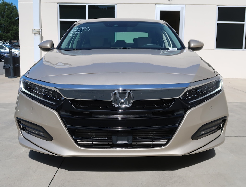 Used 2019 Honda Accord Touring 2.0T Sedan