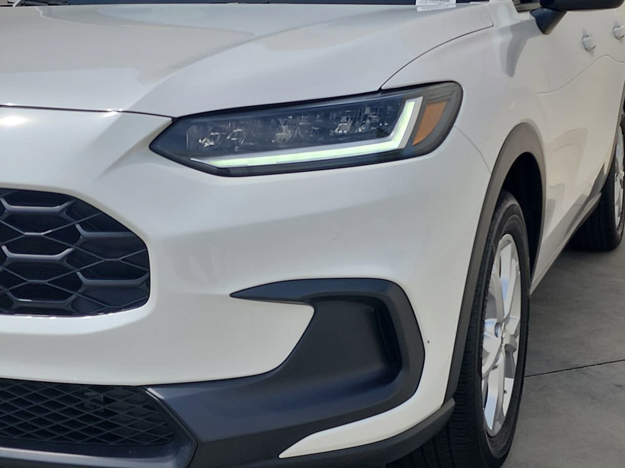 2024 Honda HR-V LX photo 5