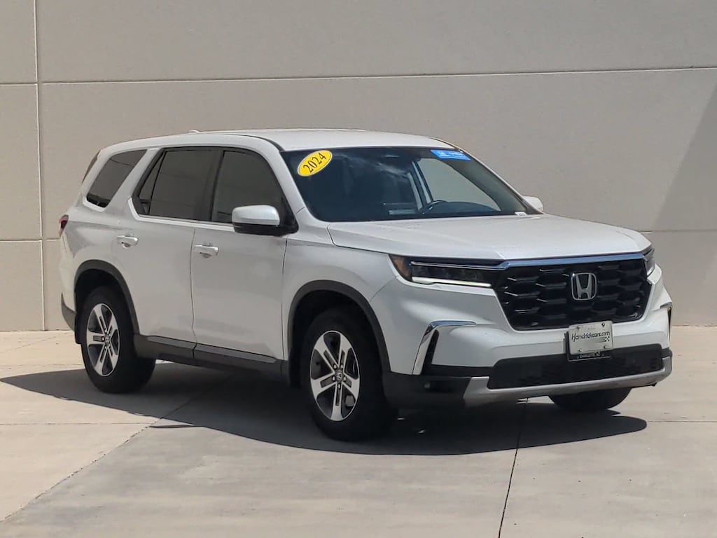 Certified 2024 Honda Pilot EX-L 8 Passenger SUV