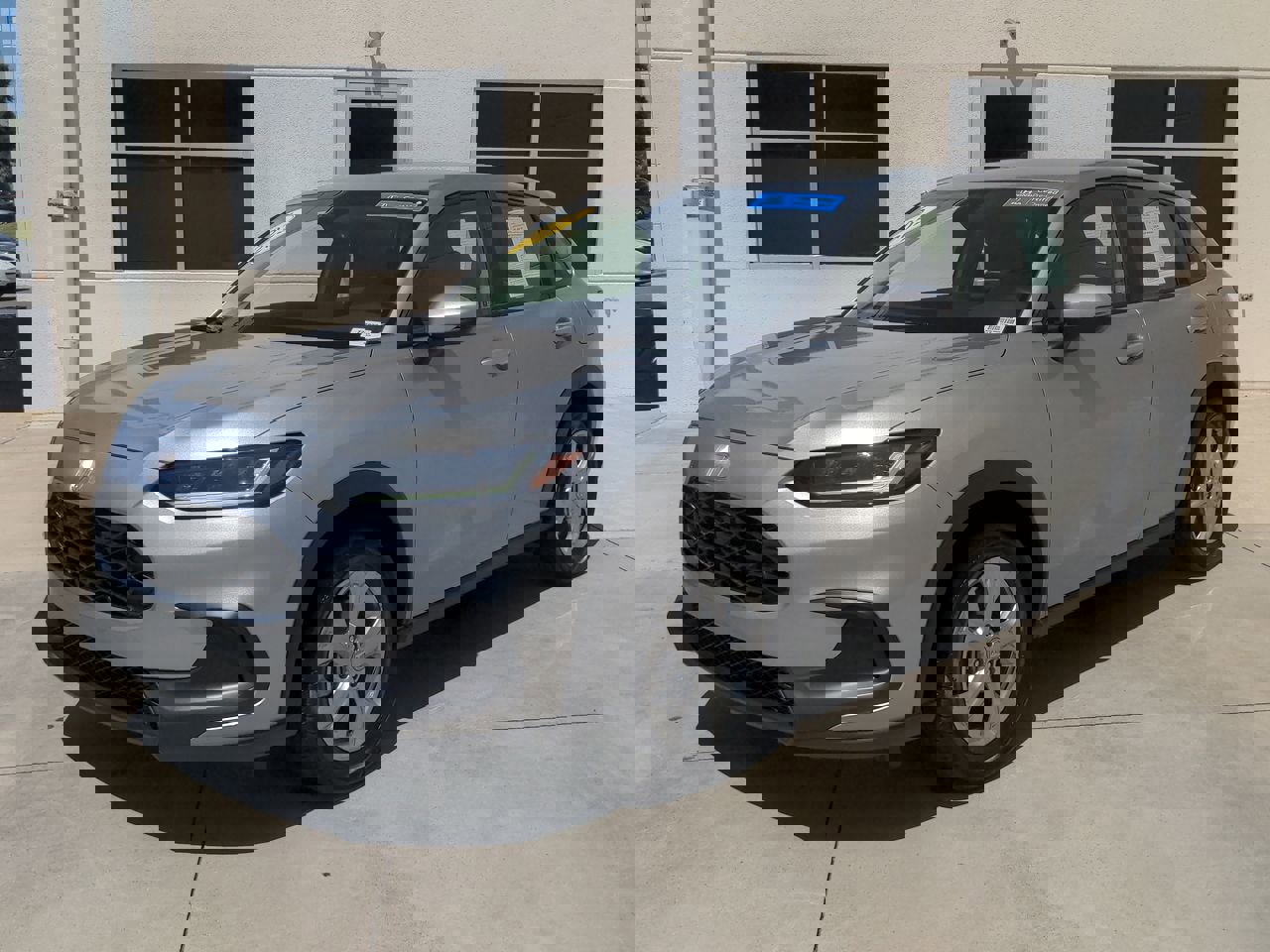 2025 Honda HR-V LX photo 3