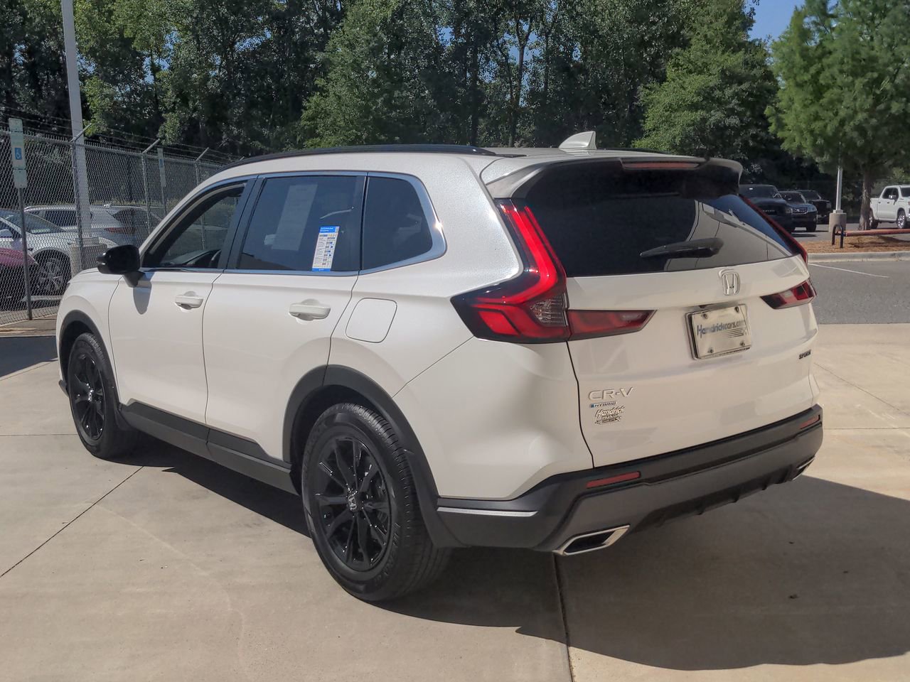 2025 Honda CR-V Hybrid Sport-L photo 3