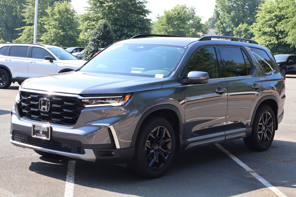 Used 2025 Honda Pilot Touring+ SUV