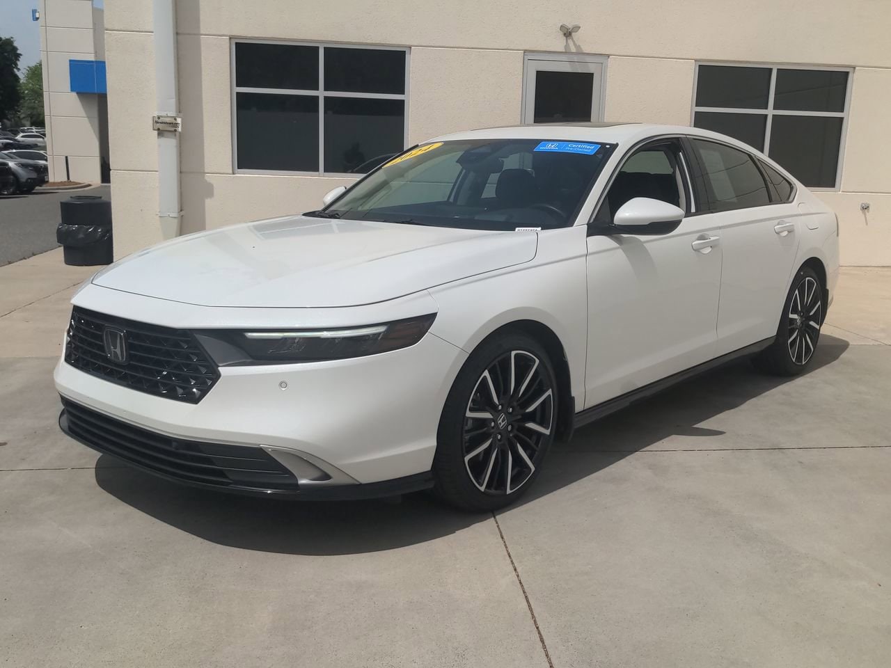 2024 Honda Accord Hybrid Touring photo 4