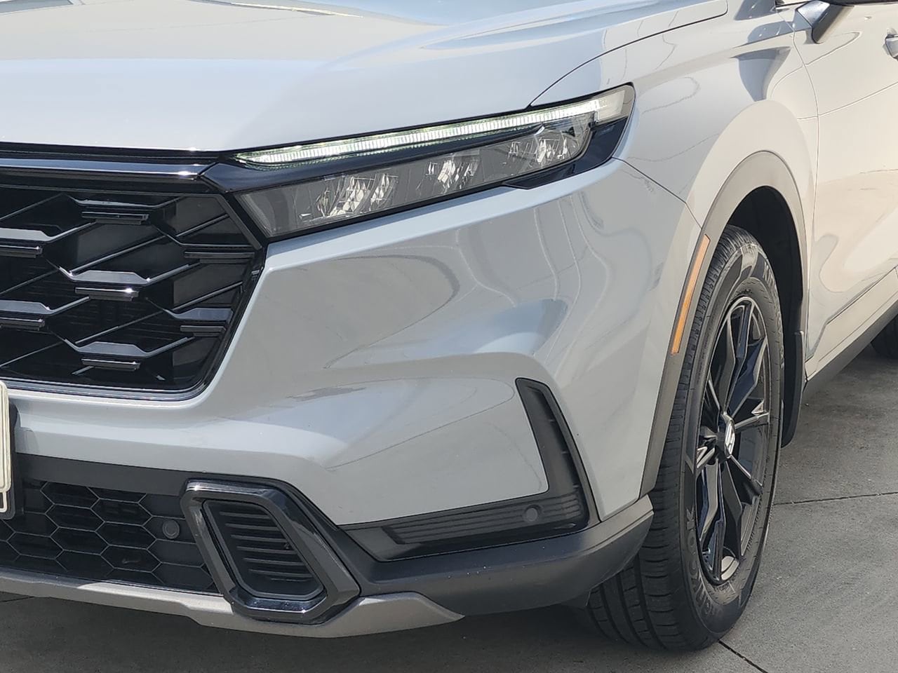 2024 Honda CR-V Hybrid Sport-L photo 5