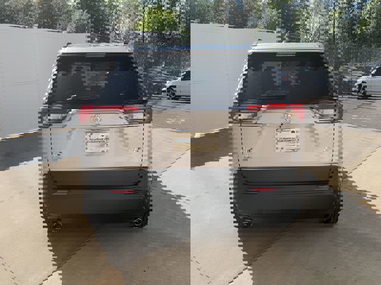 2024 Toyota RAV4 XLE Premium photo 3