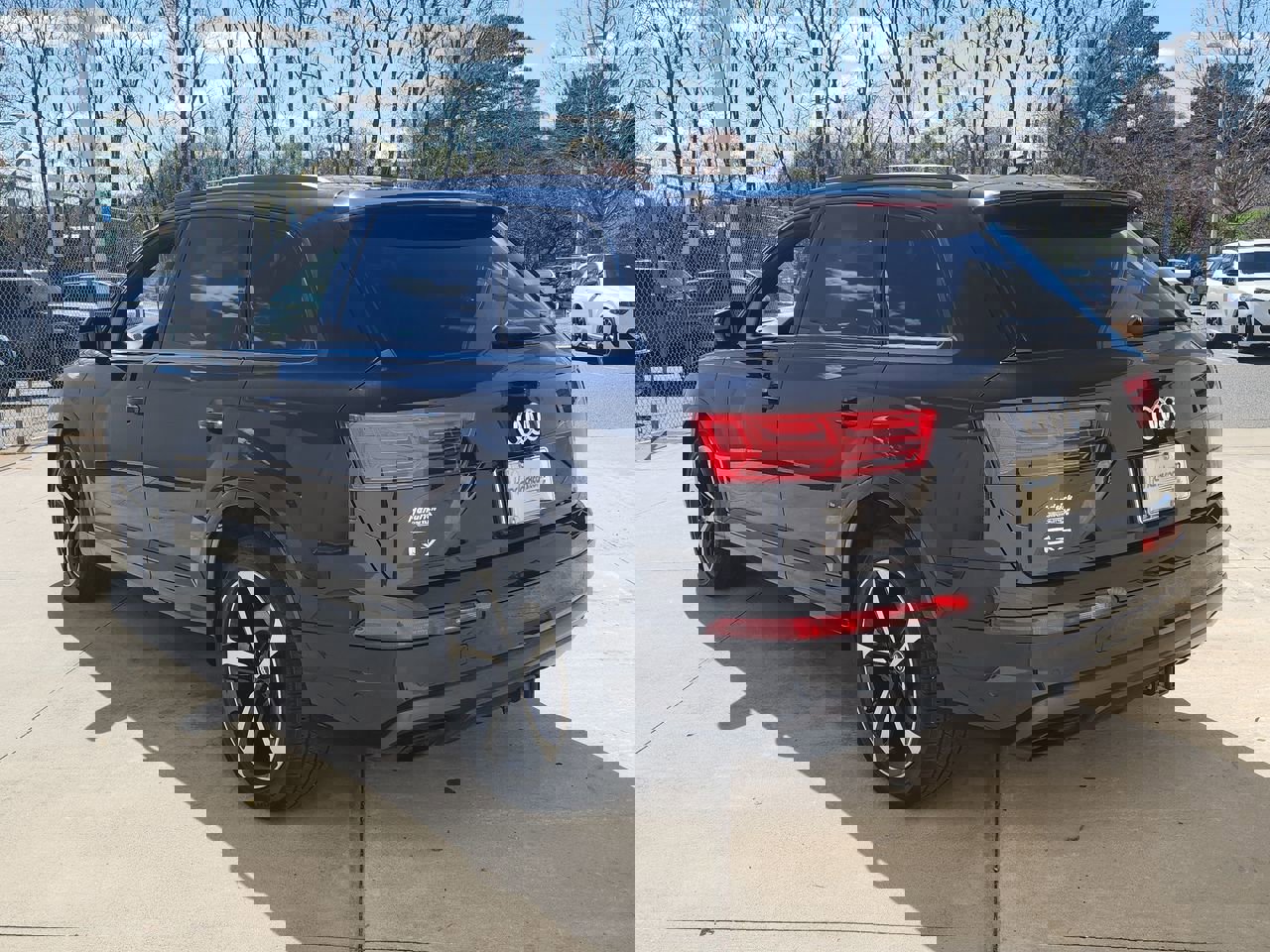 2019 Audi Q7 Prestige photo 3