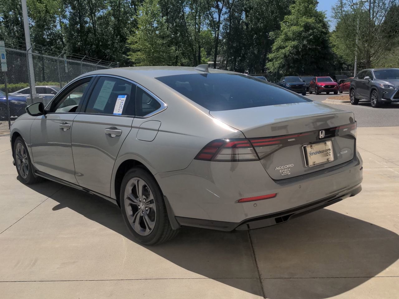 2025 Honda Accord Hybrid EX-L photo 3