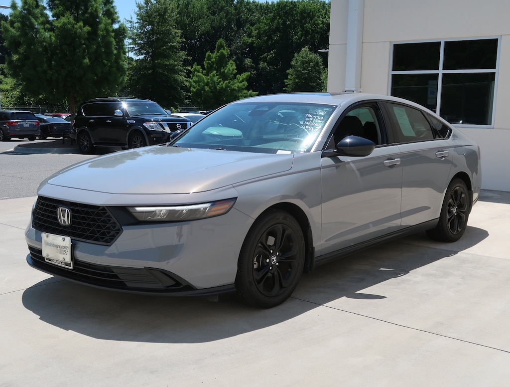 Used 2025 Honda Accord SE Sedan