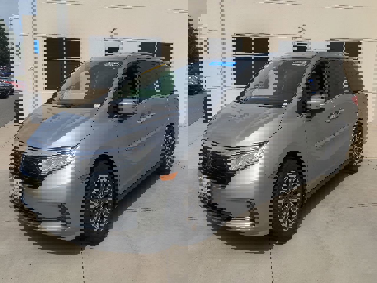 2021 Honda Odyssey EX-L photo 3