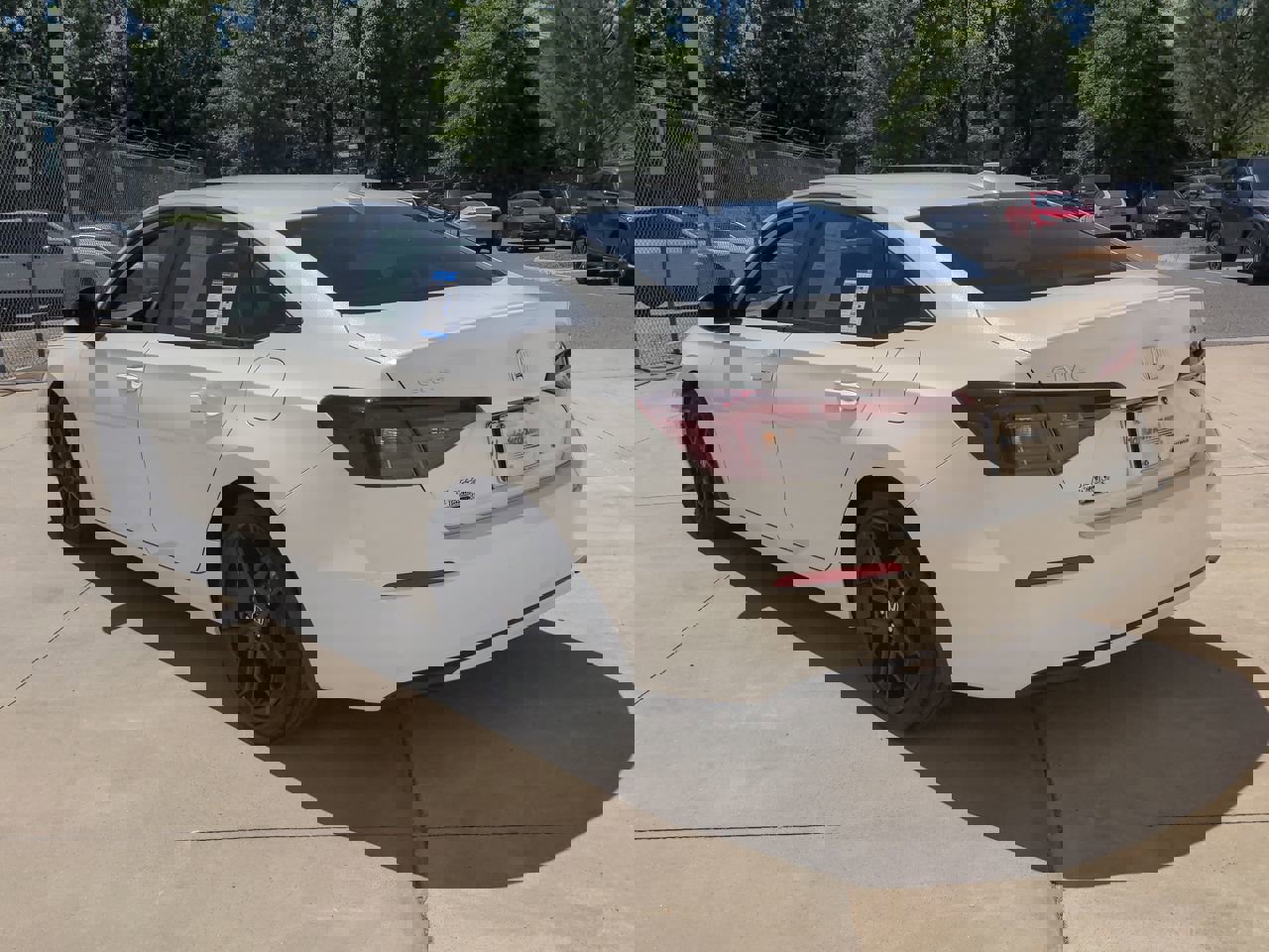 2025 Honda Civic  Hybrid Sport photo 3