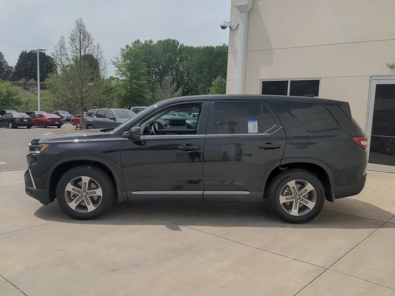 2025 Honda Pilot EX-L photo 6