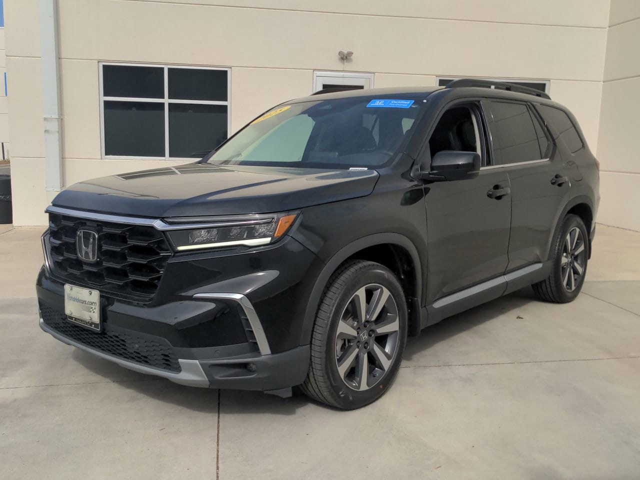 2025 Honda Pilot Touring photo 4