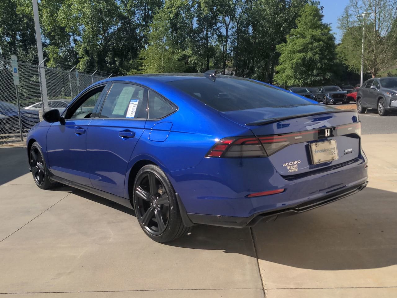 2025 Honda Accord Hybrid Sport-L photo 3