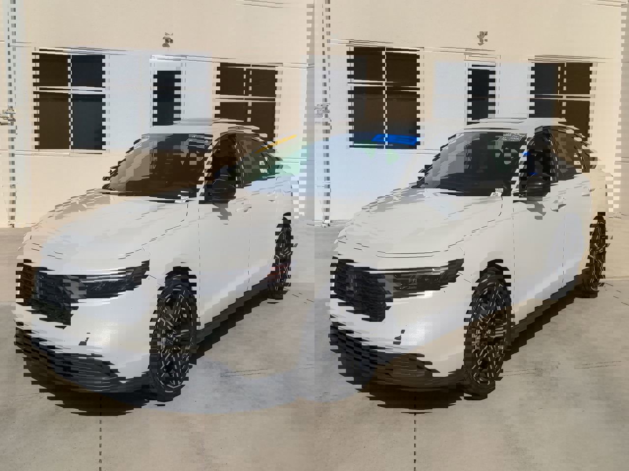 2023 Honda Accord Hybrid Sport photo 3