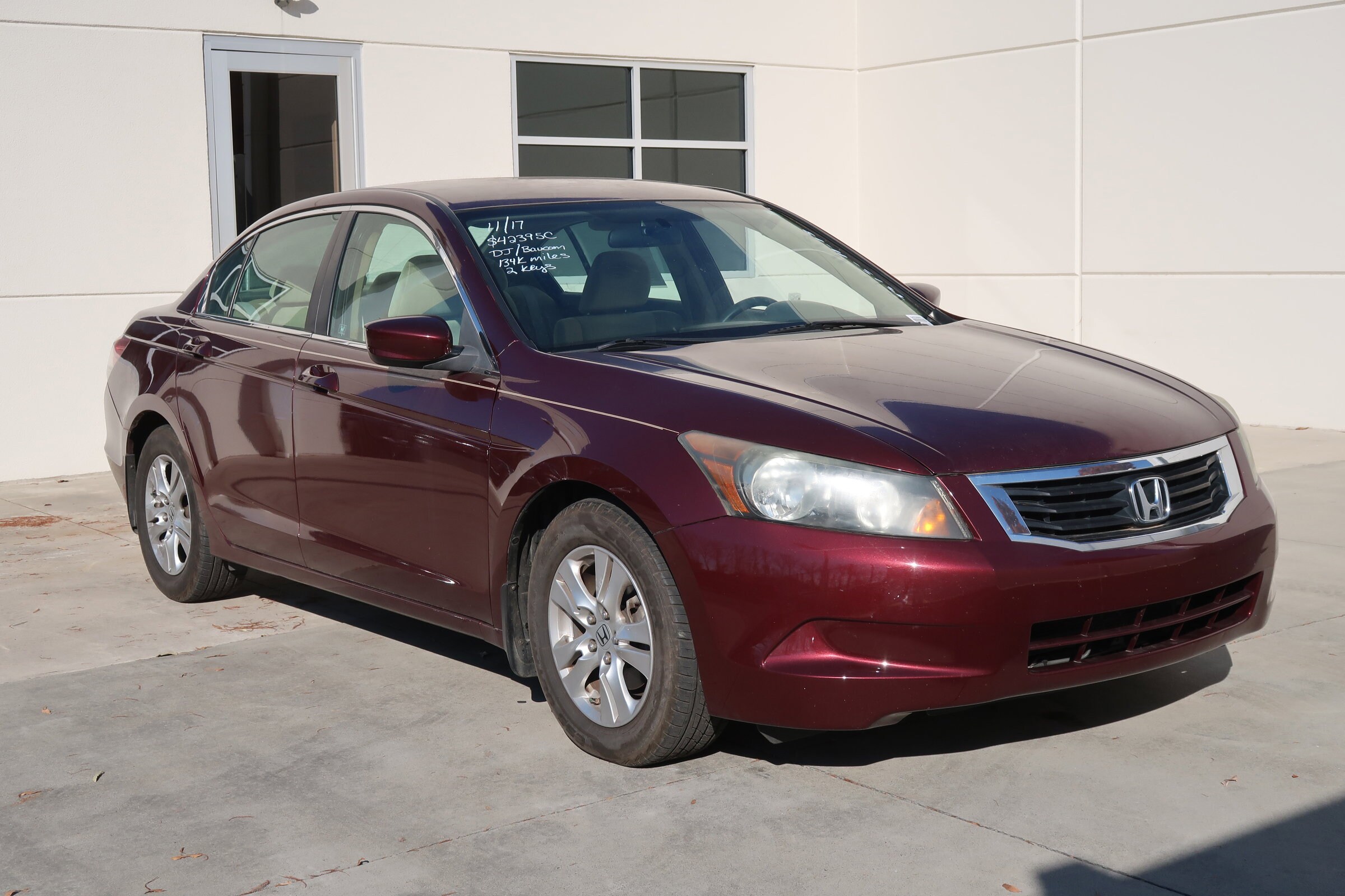 2010 Honda Accord LX-P photo 2