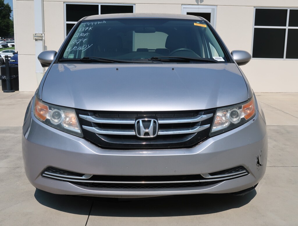 Certified 2017 Honda Odyssey SE Minivan
