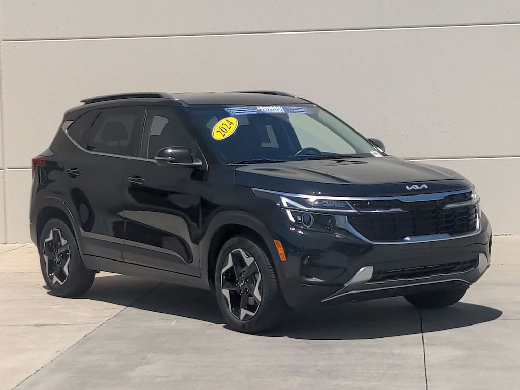 Used 2024 Kia Seltos EX SUV