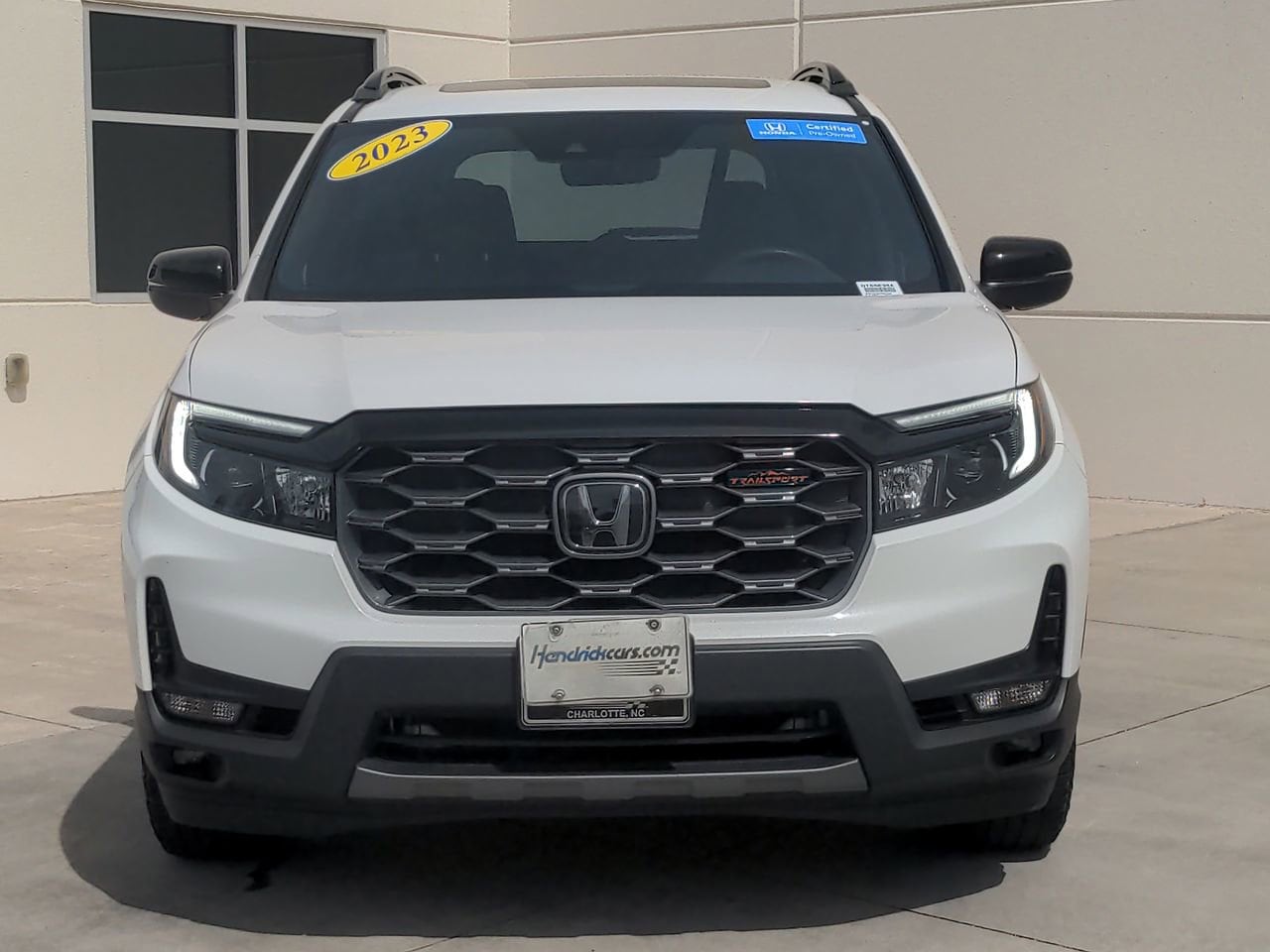 2023 Honda Passport TrailSport photo 2