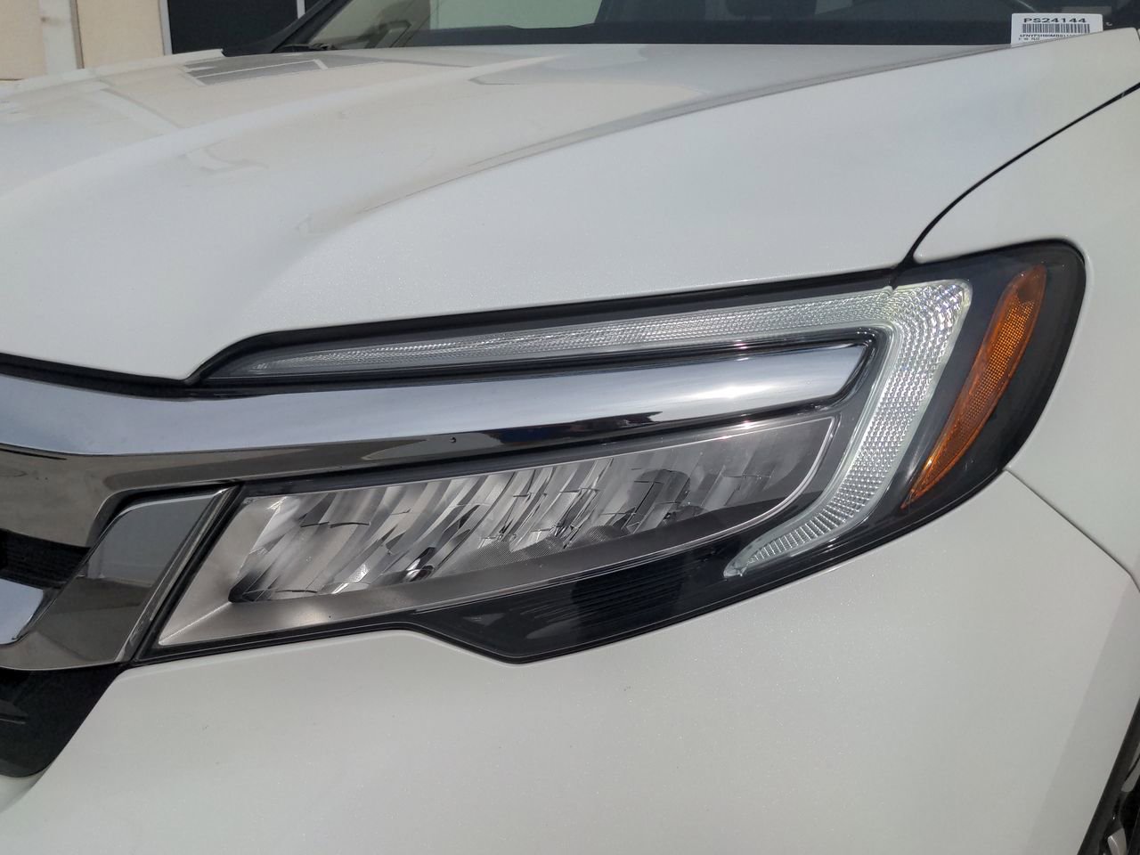 2021 Honda Pilot Touring 7-Passenger photo 5