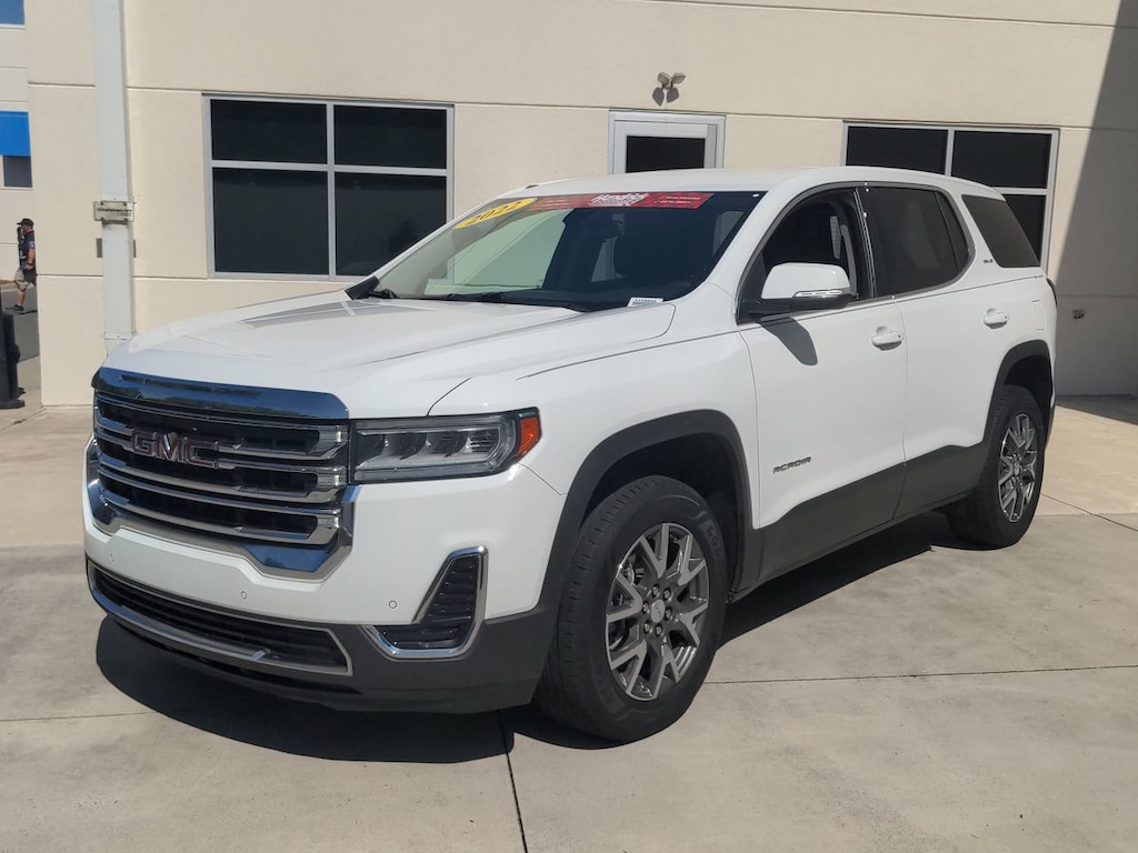 Used 2022 GMC Acadia SLE SUV