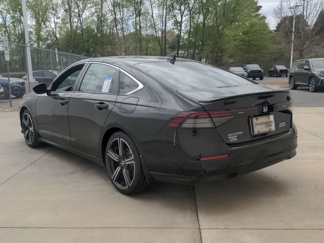 2024 Honda Accord Hybrid Sport photo 3