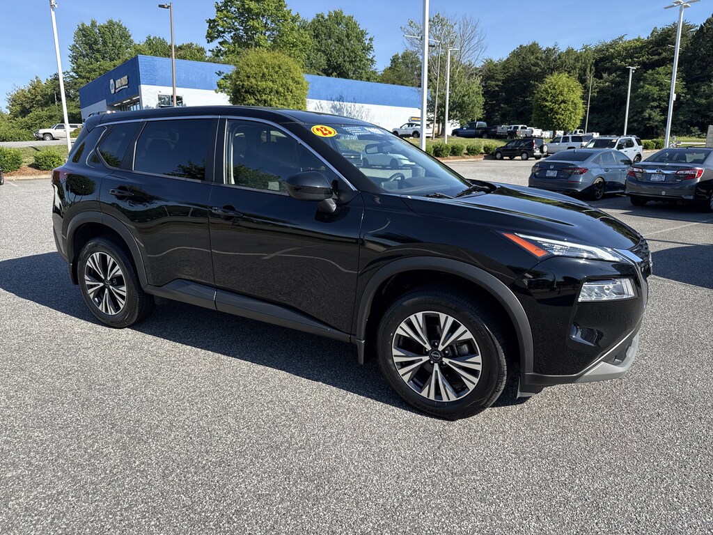 Used 2023 Nissan Rogue SV SUV