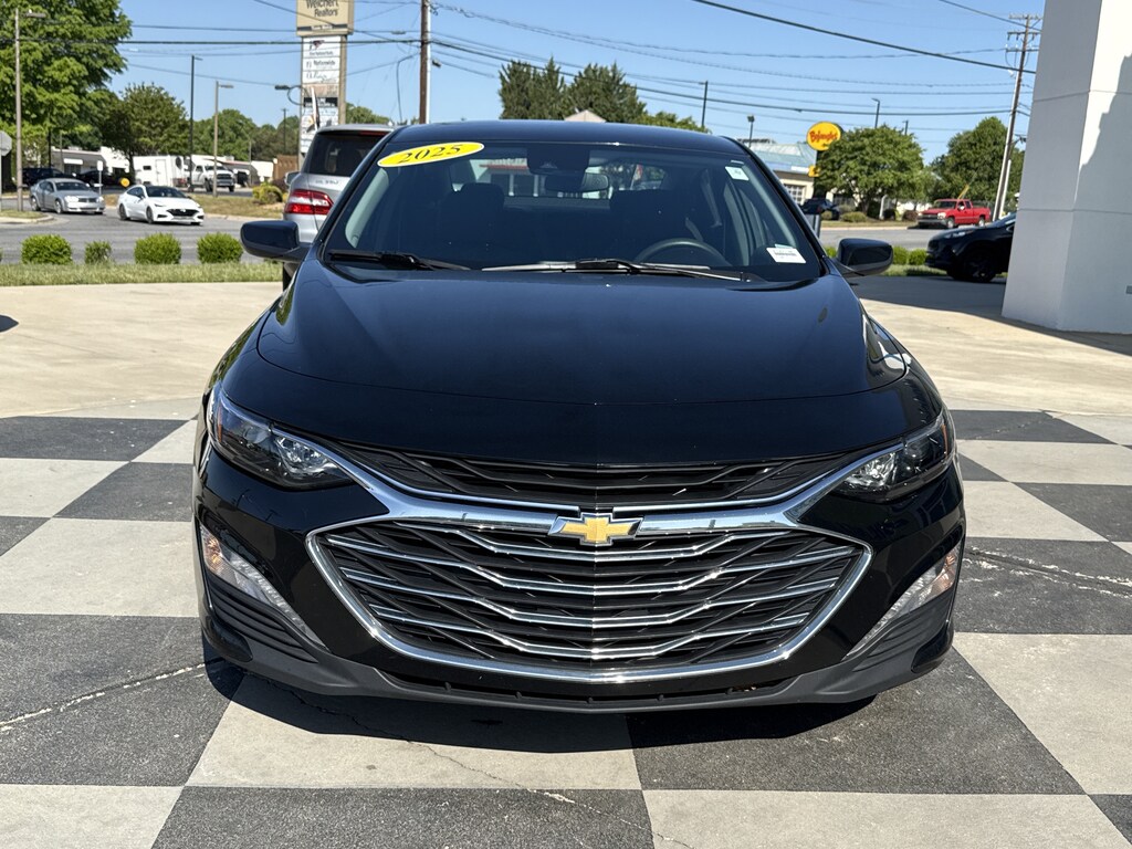 Used 2025 Chevrolet Malibu LT Sedan