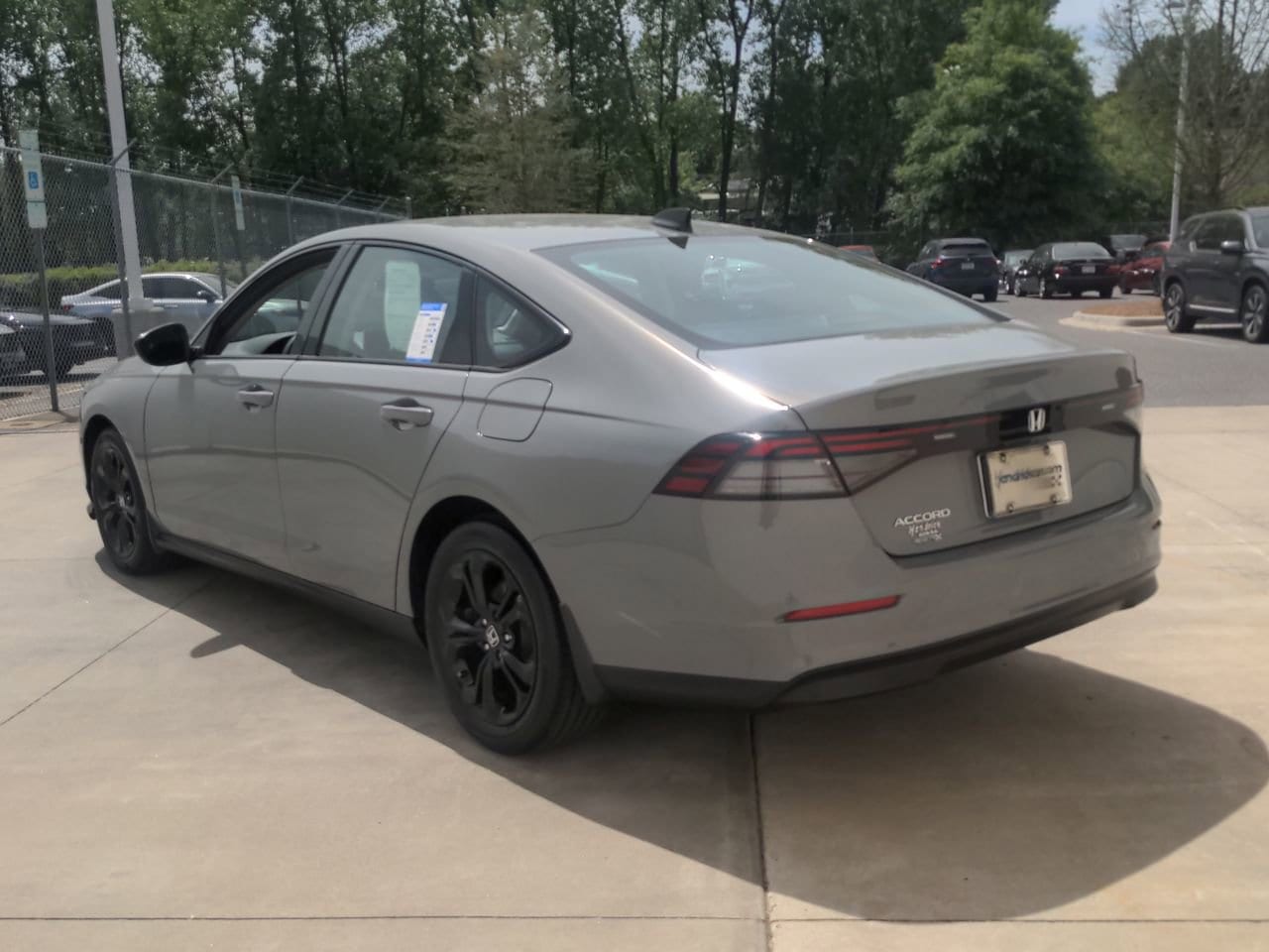 2025 Honda Accord SE photo 3