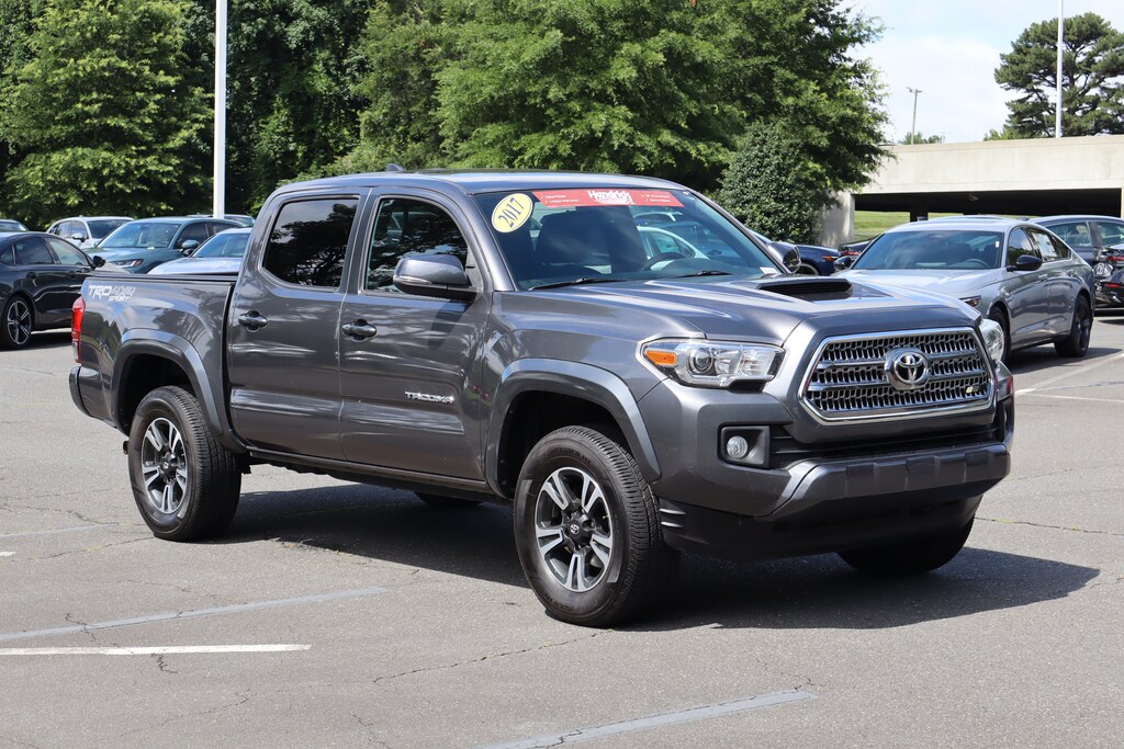 Used 2017 Toyota Tacoma TRD Sport Pickup