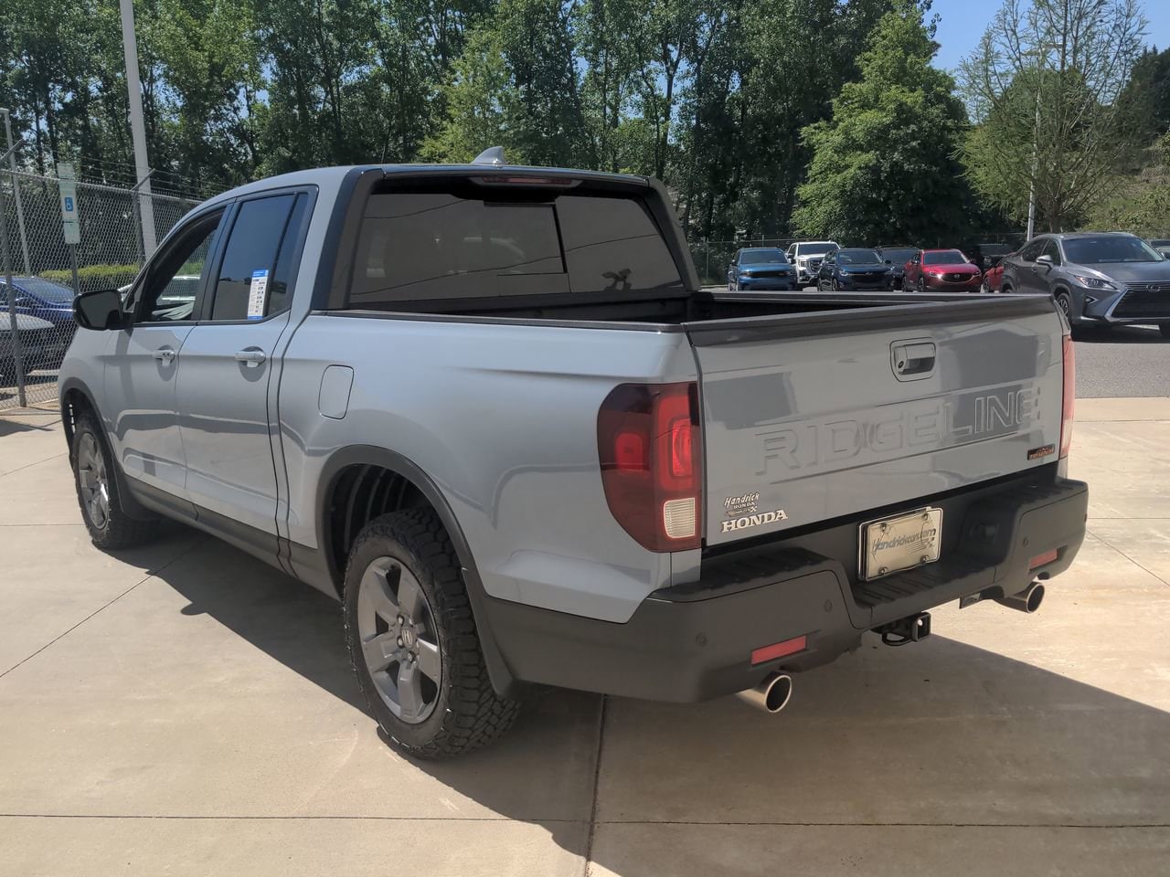 2025 Honda Ridgeline TrailSport photo 3