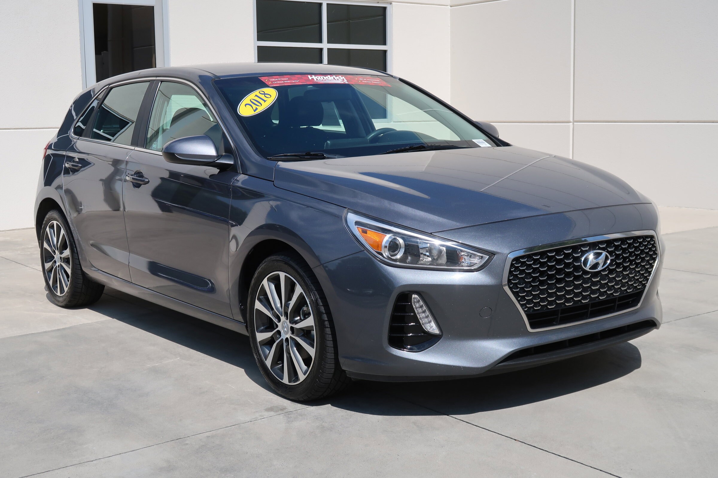 2018 Hyundai Elantra GT photo 2