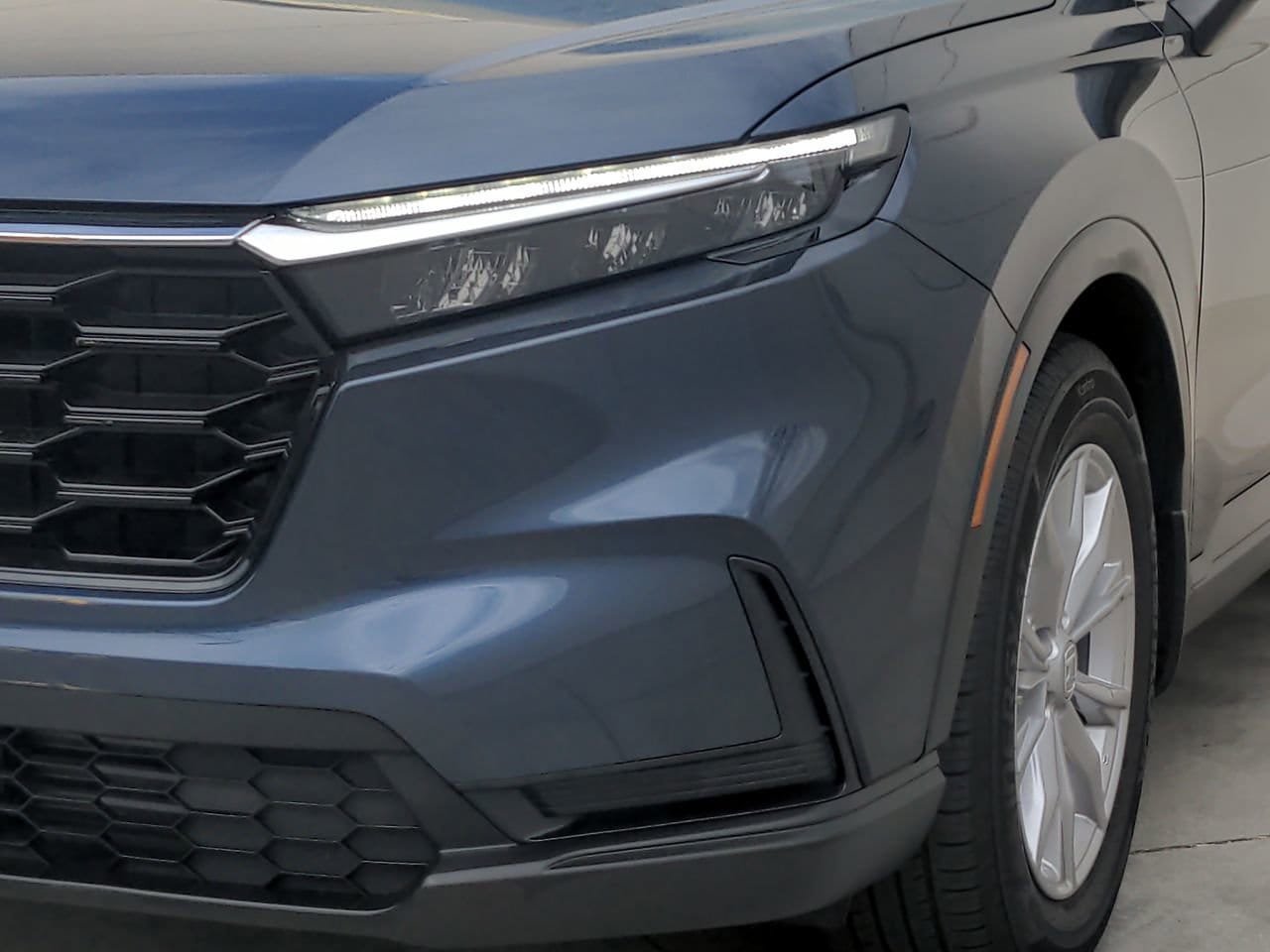 2024 Honda CR-V EX photo 5