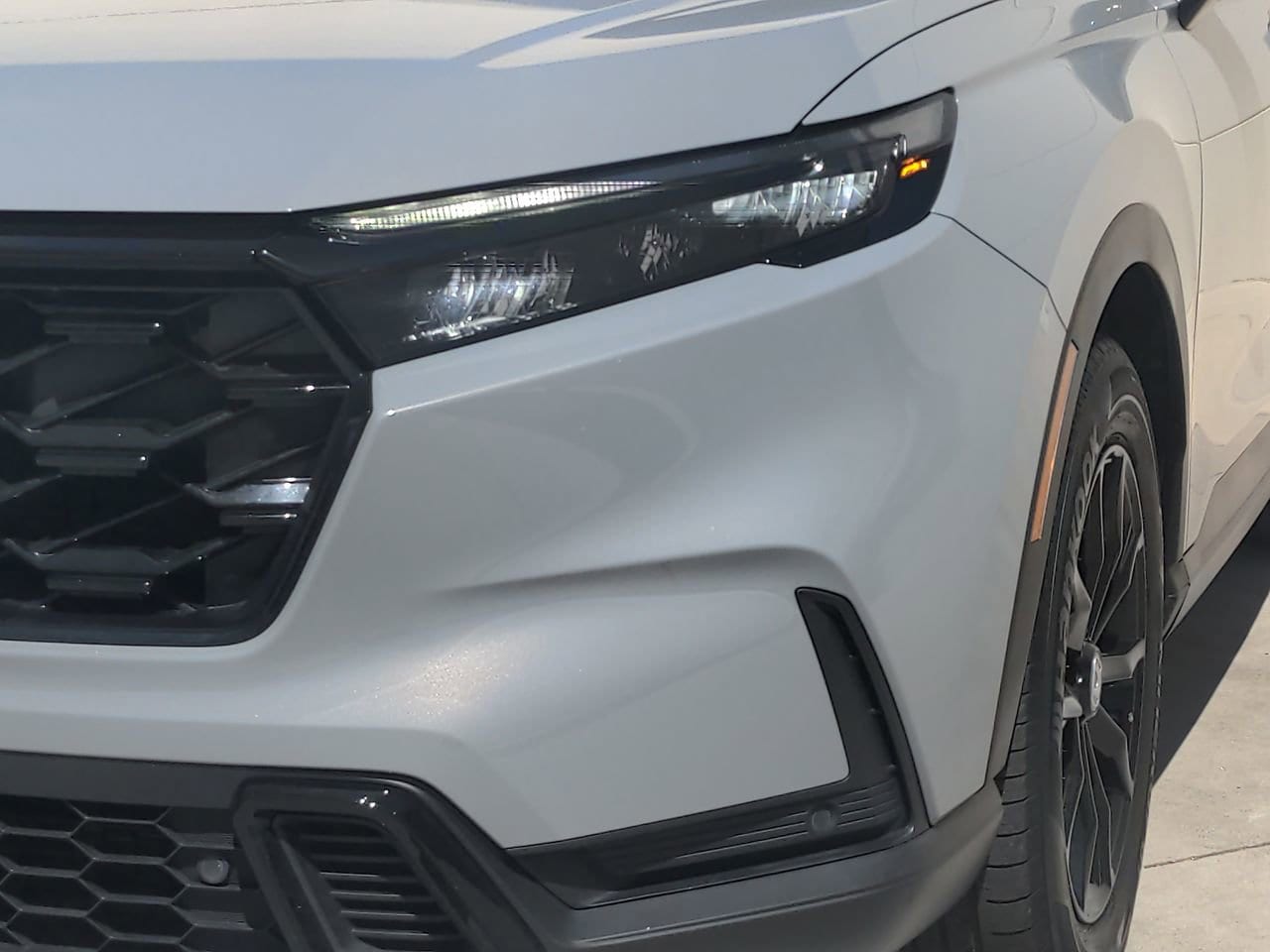 2024 Honda CR-V Hybrid Sport-L photo 5