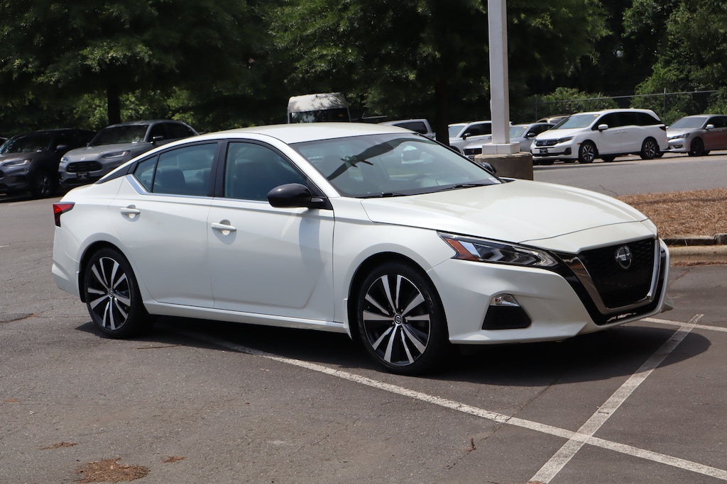 Used 2020 Nissan Altima 2.5 SR Sedan
