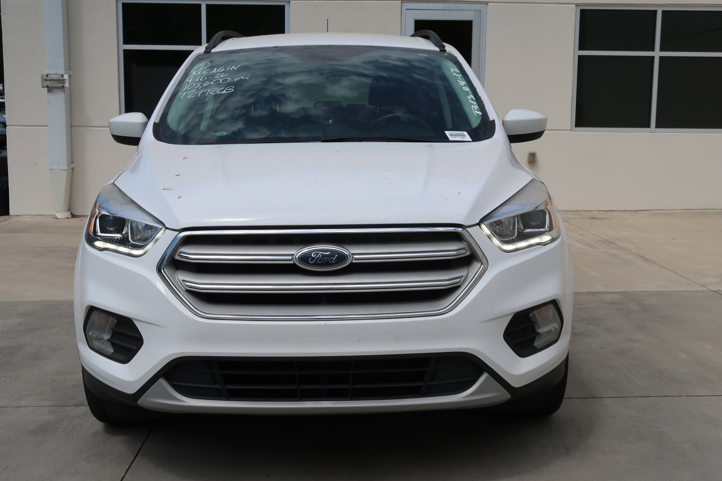 2019 Ford Escape SEL photo 2