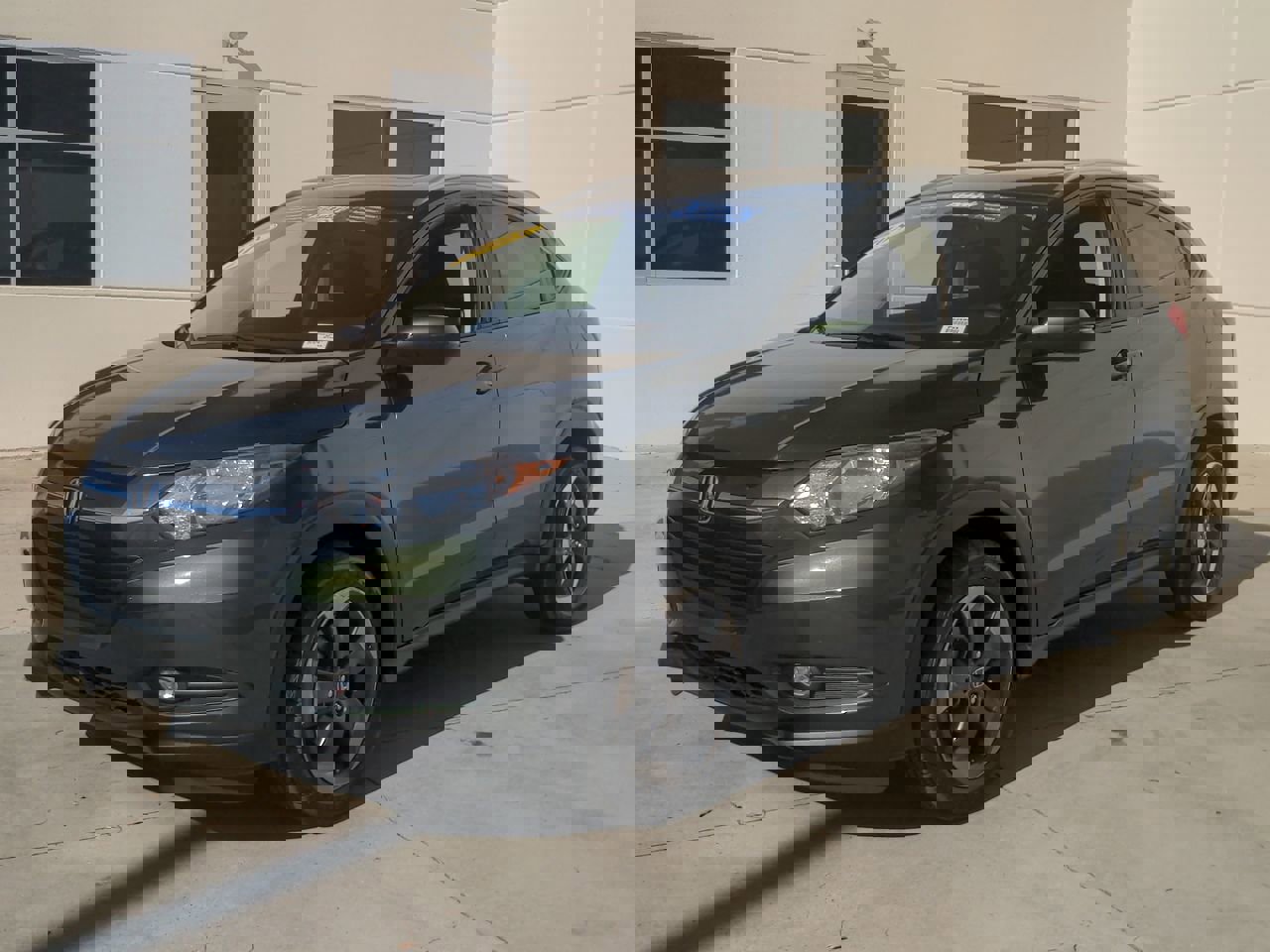 2018 Honda HR-V EX-L photo 3