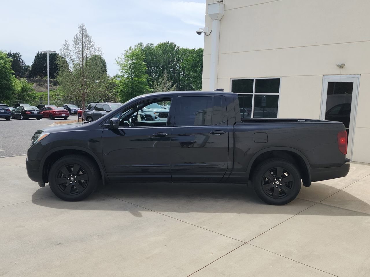 2019 Honda Ridgeline Black Edition photo 6