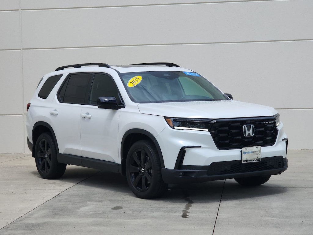 Certified 2025 Honda Pilot Black Edition SUV