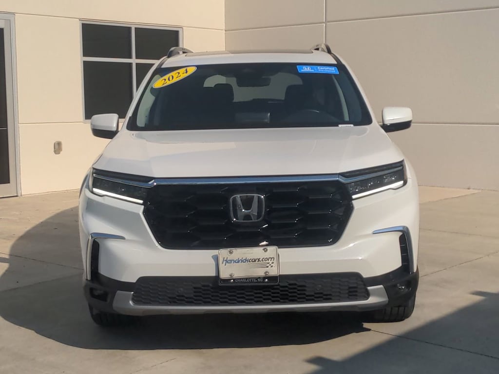 Certified 2024 Honda Pilot Touring SUV