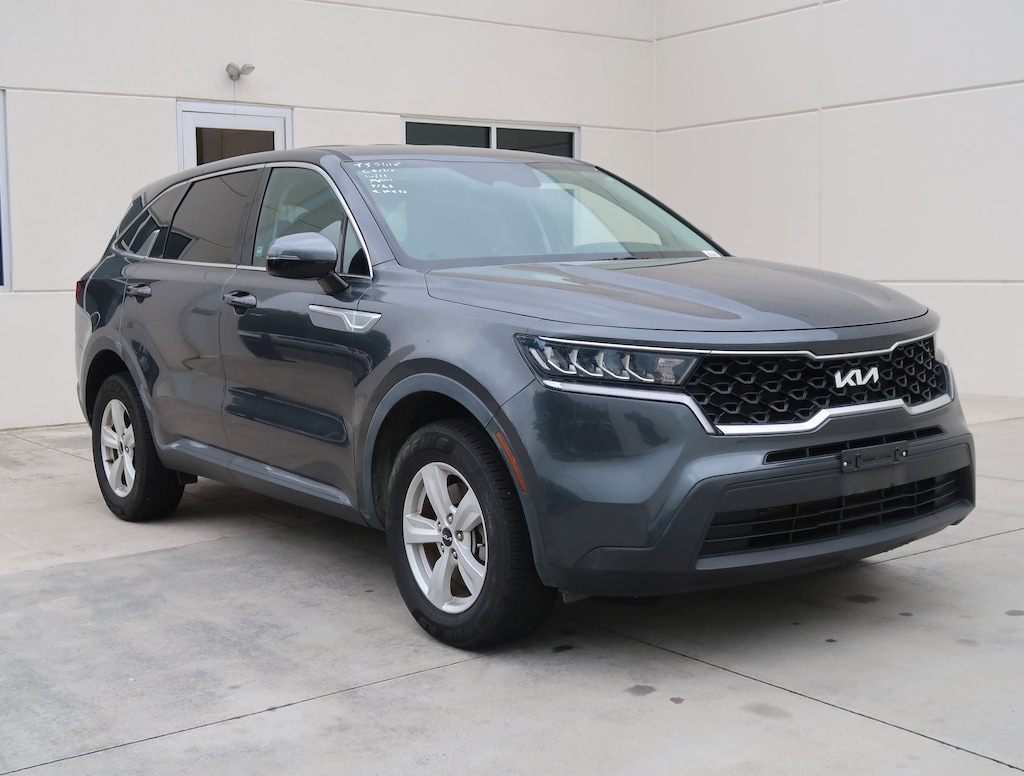 Used 2022 Kia Sorento LX SUV